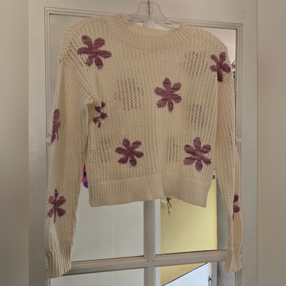 Sugar Moon Sweater Cream Flower Purple Cable Knit Sweater Womens Size XS $30